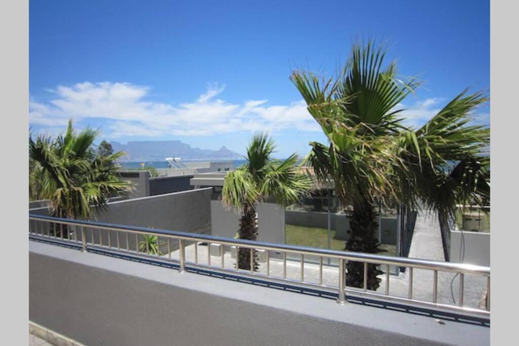Infinity - Stunning 1 Bedroom Apartment With Sea & Mountain Views Блаубергстранд Экстерьер фото