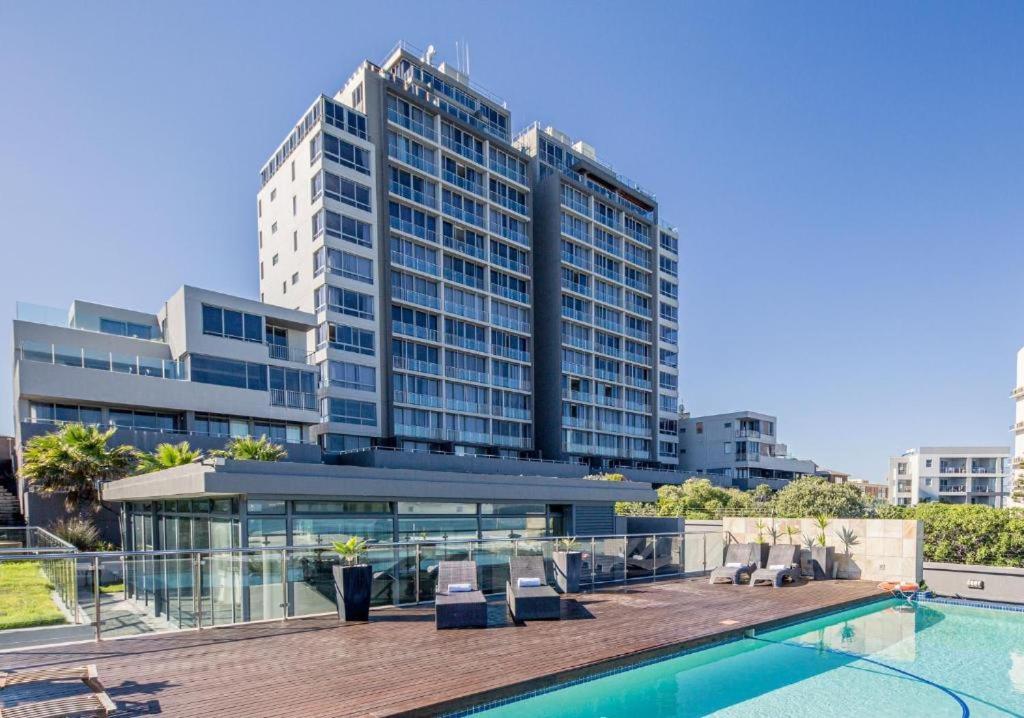 Infinity - Stunning 1 Bedroom Apartment With Sea & Mountain Views Блаубергстранд Экстерьер фото