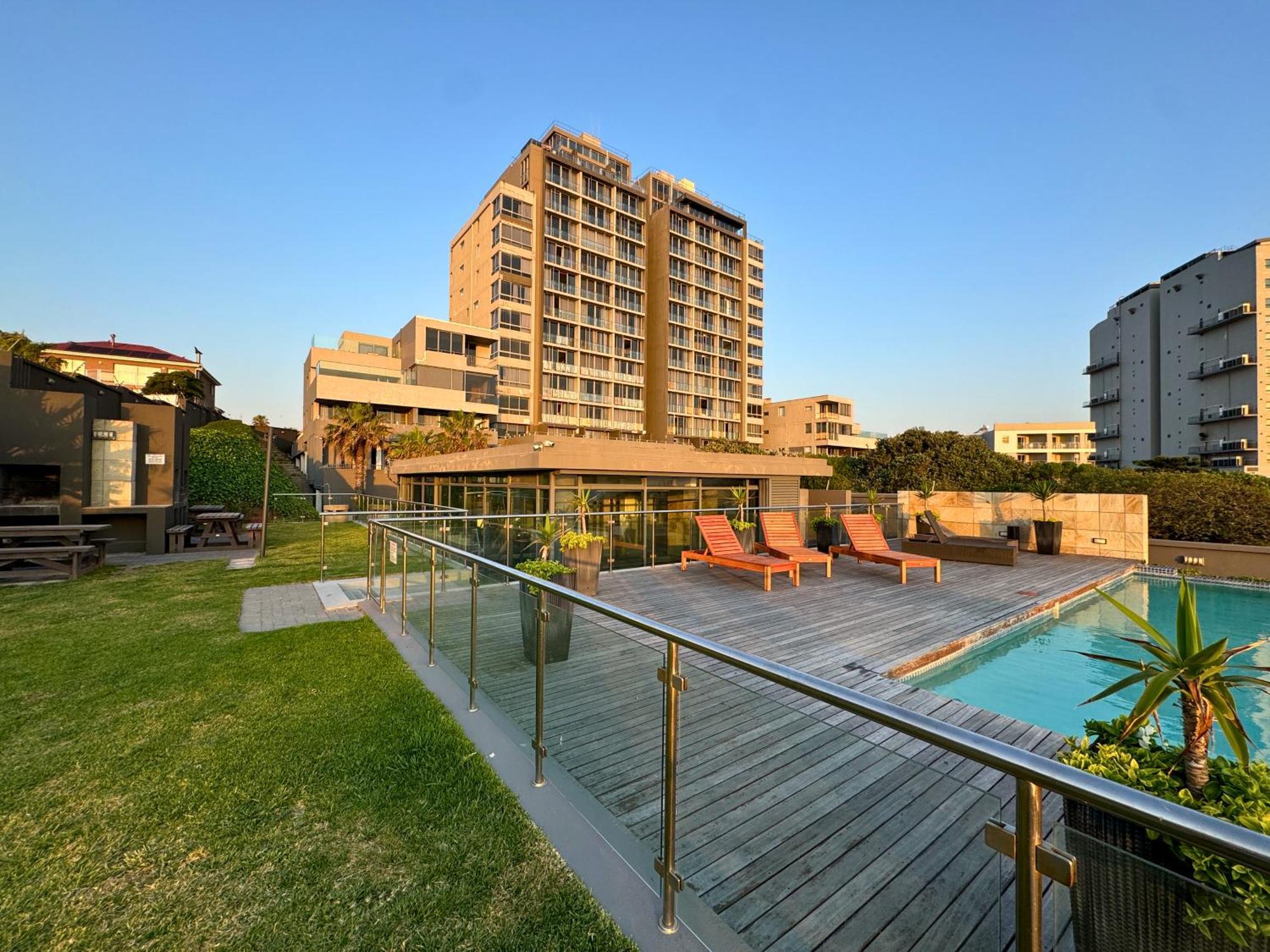 Infinity - Stunning 1 Bedroom Apartment With Sea & Mountain Views Блаубергстранд Экстерьер фото